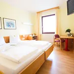 Das Reinisch Just Rooms