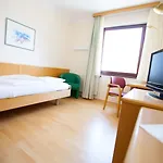 Das Reinisch Just Rooms