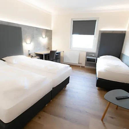 Hotel Das Reinisch Just Rooms Schwechat
