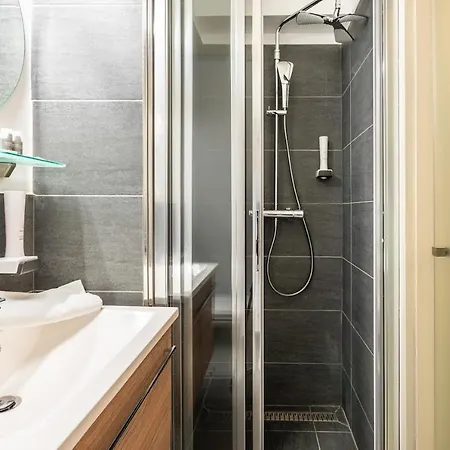 Das Reinisch Just Rooms Ξενοδοχείο 3*