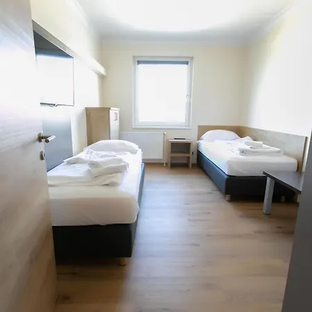 Hotel Das Reinisch Just Rooms 3*