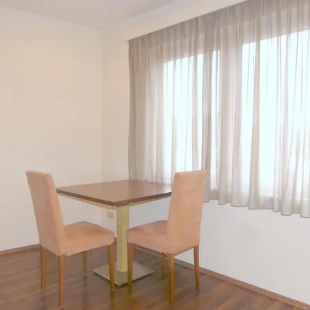 Das Reinisch Just Rooms Hotel Schwechat
