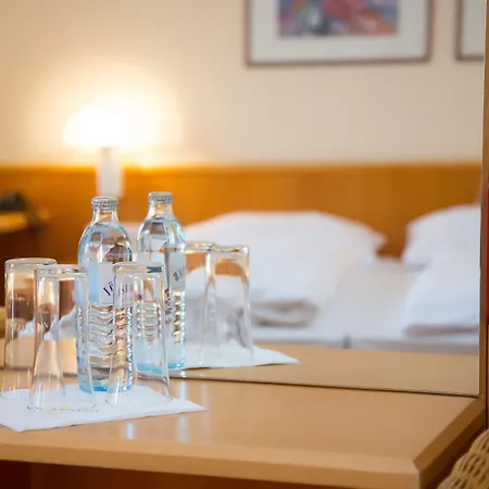 Das Reinisch Just Rooms Hotel Schwechat
