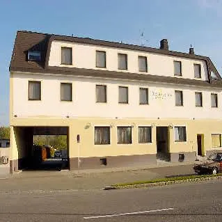 Hotel Das Reinisch Just Rooms 3*