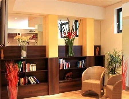 Hotel Das Reinisch Just Rooms 3*