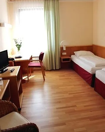 Das Reinisch Just Rooms 3* Schwechat