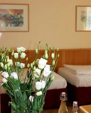 Hotel Das Reinisch Just Rooms 3*
